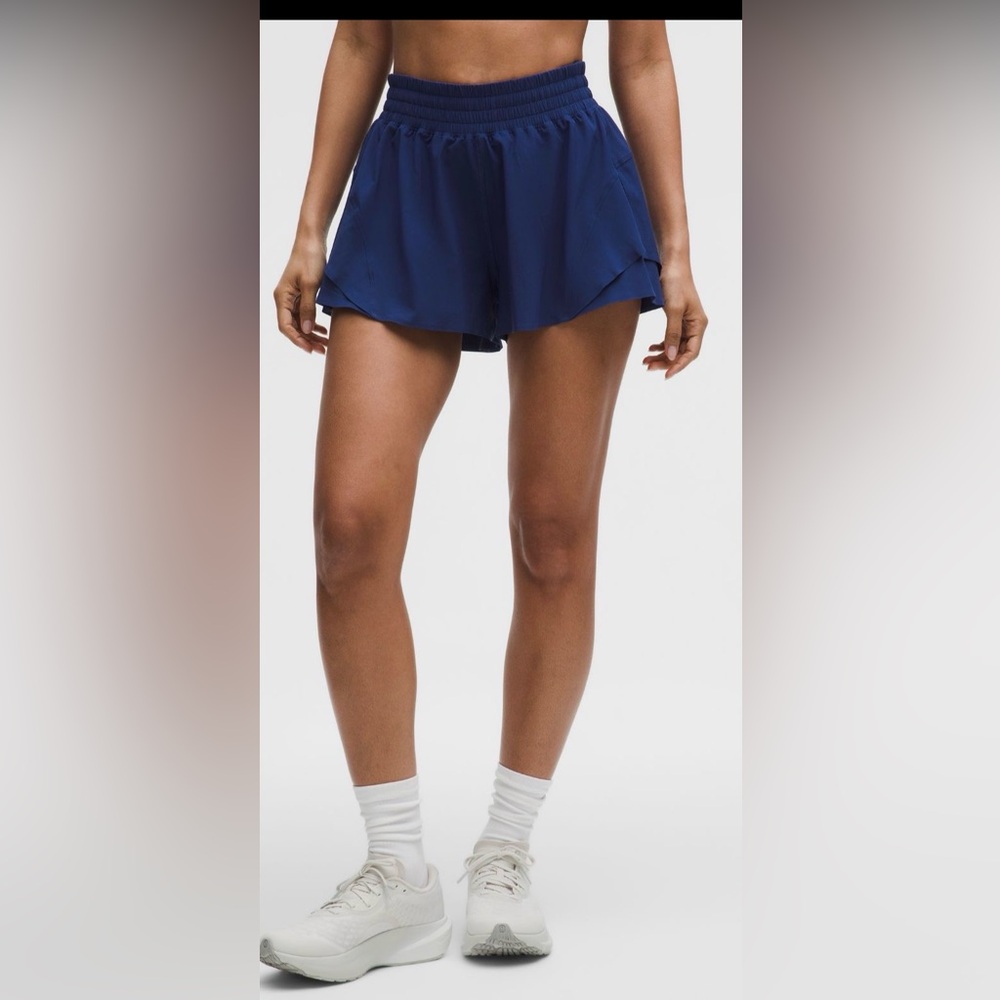 Lululemon Shake It Out High-Rise Run Short 2.5”-NWT!!!
